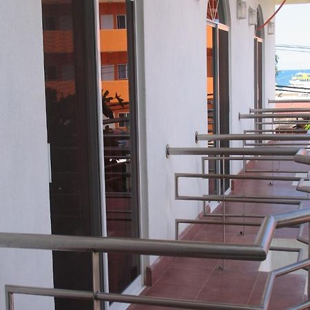 Hotel Y Suites Bugambilias Рінкон-де-Гуаябітос Екстер'єр фото