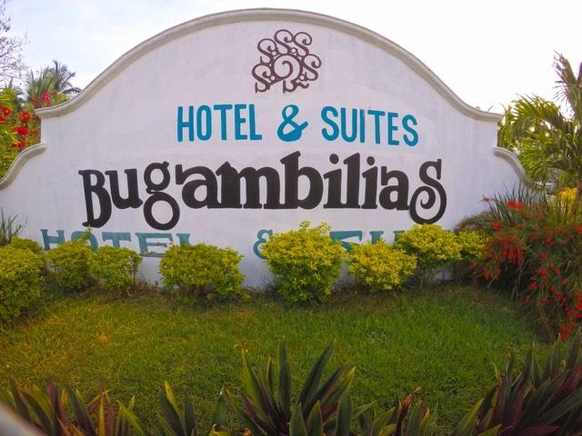 Hotel Y Suites Bugambilias Рінкон-де-Гуаябітос Екстер'єр фото